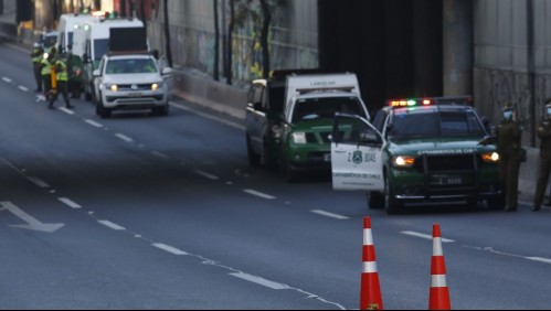 Joven conductor pudo rescatar a su perro pese a que fue apuñalado en medio de violento robo de su auto