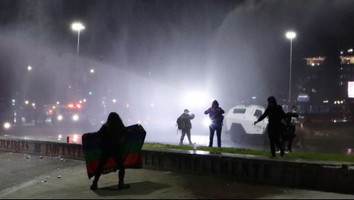 Plaza Italia: Metro informa cierra de estación Baquedano por 'manifestaciones' y Carabineros reporta 'corte de tránsito'