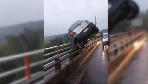 A centímetros de caer: vehículo choca con barreras de contención del puente Malleco
