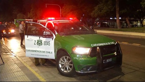 Desvinculan a dos carabineros por no prestar ayuda a hombre que fue asesinado en la Alameda