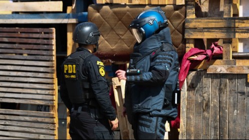 'La cárcel ahora está descontrolada': Gendarmes de Arica por arribo de integrantes del Tren de Aragua