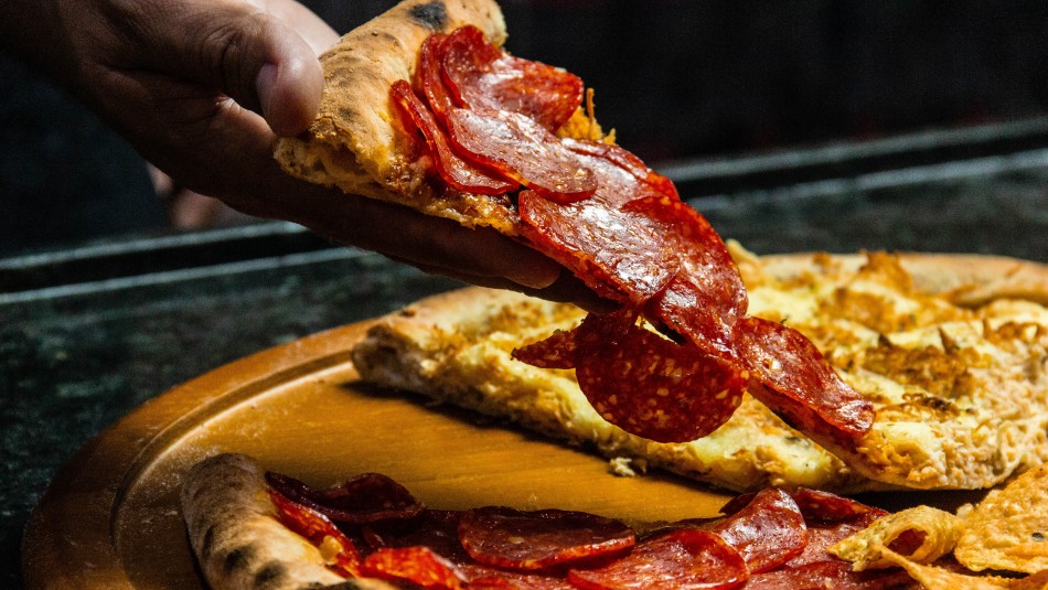 joven-pidio-una-pizza-y-jamas-se-imagino-el-estado-en-que-llegaria Un joven pidió una pizza y jamás se imaginó el estado en que llegaría.