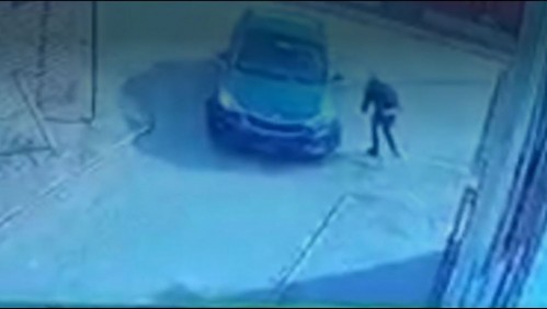 Empresario sufre el robo de $13 millones que había retirado del banco y su esposa balea a uno de los delincuentes