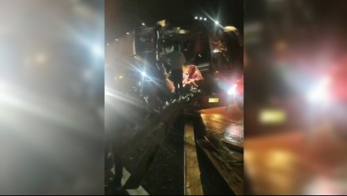 Confirman dos fallecidos en accidente en Ruta 68: Un camión y un bus se vieron involucrados en el choque