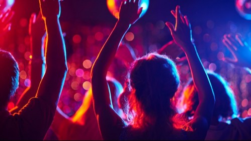 'Se pueden transmitir enfermedades contagiosas': Denuncian 'pinchazos' a mujeres en distintas discoteques de España