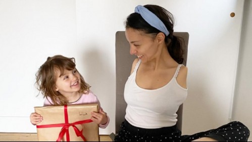 Mamá sin brazos conmueve al mostrar cómo cría a su pequeña hija: 'Mi vida es tan normal como la de cualquier otro'