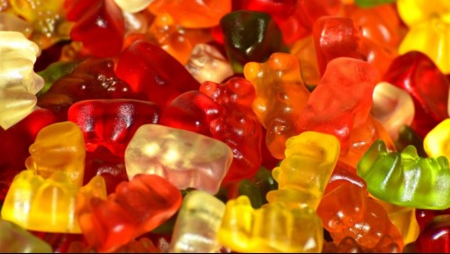 ¿Los niños pueden postular?: Empresa ofrece más de $90 millones al año para probar dulces desde la casa