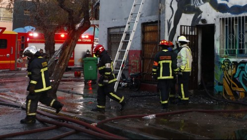 Adulto mayor falleció en incendio que afectó a su vivienda en la comuna de Maipú