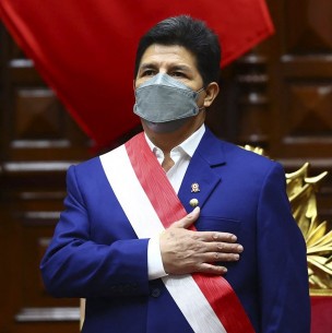 Informe del Congreso de Perú recomienda procesar al Presidente Castillo por traición a la Patria Informe del Congreso de Perú recomienda procesar al Presidente Castillo por traición a la Patria