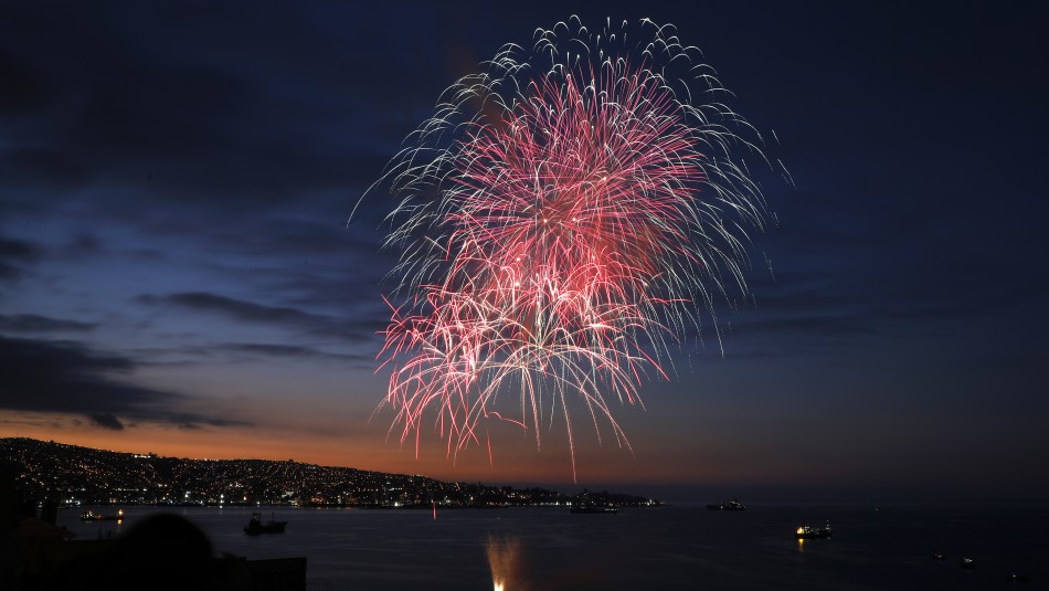 Municipalidad de Concón decide no realizar espectáculo de fuegos artificiales en el Año Nuevo Municipalidad de Concón decide no realizar espectáculo de fuegos artificiales en el Año Nuevo