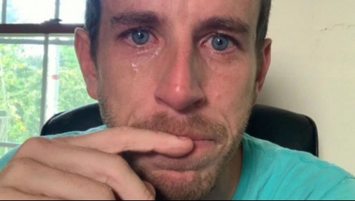 Despidió a sus trabajadores y más tarde subió una foto llorando: 'No todos los directores ejecutivos son insensibles'