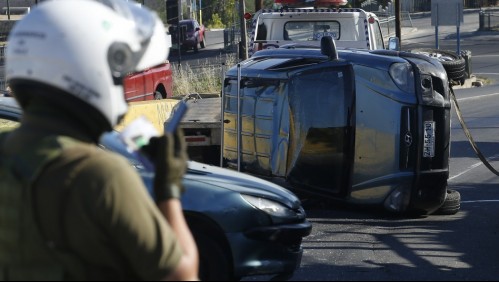 Ocho adultos y cuatro niños terminaron lesionados tras el volcamiento de un auto en la ruta 78