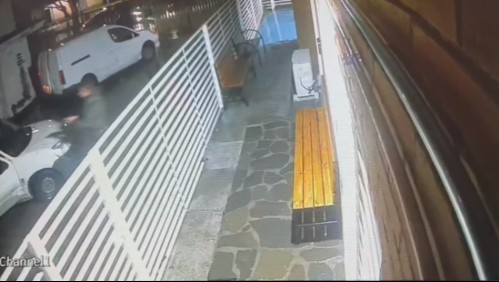 'Están desvalijando la casa': Ocho personas fueron detenidas por robo en lugar no habitado en La Reina