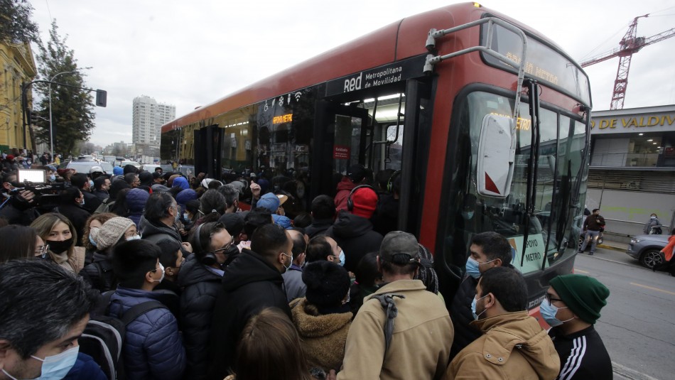 colapso-paraderos-micro Colapso en paraderos tras falla en cinco estaciones de Línea 2 del Metro