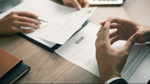 'Candidatos que se identifiquen como mujeres': Polémica por anuncio de trabajo catalogado como 'discriminatorio'