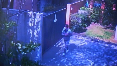 'Quizás esa es su forma de celebrar': Sujeto con tobillera entró a robar a condominio el día de su cumpleaños