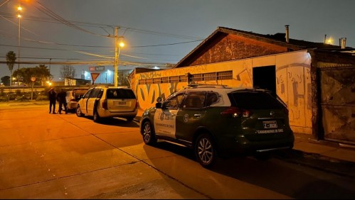 Hicieron un forado en el techo: Sujetos ingresan a Correos de Chile y se roban cerca de 200 paquetes internacionales