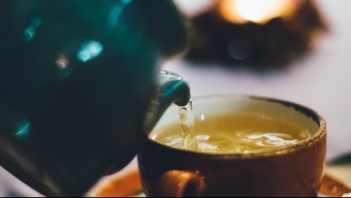 Nuevo estudio sugiere que personas que toman té tienen un menor riesgo de mortalidad