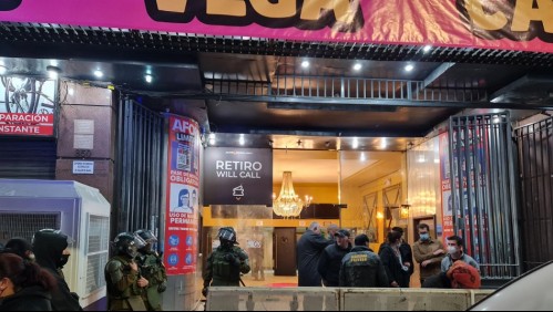 Dos guardias resultan lesionados tras incidentes en medio de un concierto en el Teatro Caupolicán