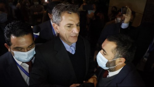 Presidente de la Cámara encarga informe para determinar si Gonzalo de la Carrera puede ser expulsado o inhabilitado