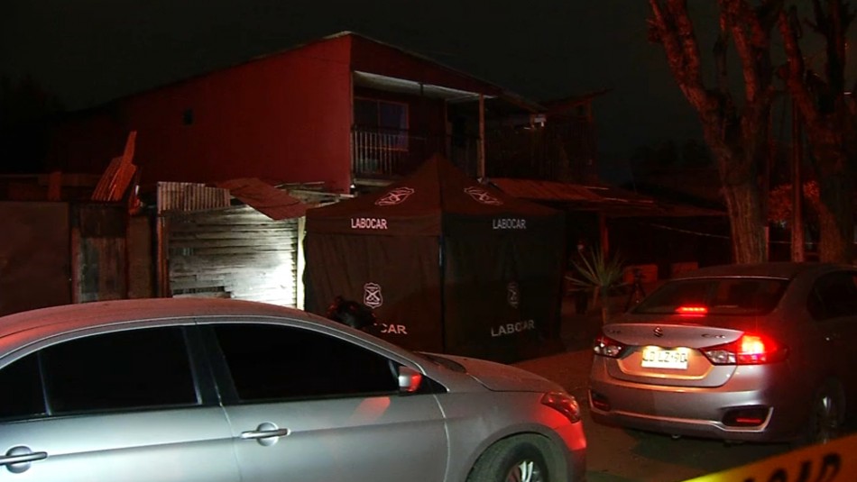 Investigan homicidio en Conchalí: Hombre fue encontrado con gran cantidad de impactos de bala Investigan homicidio en Conchalí: Hombre fue encontrado con gran cantidad de impactos de bala
