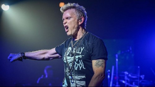 Detienen show de Billy Idol en Teatro Caupolicán por humo de bomba lacrimógena tras incidentes en el exterior