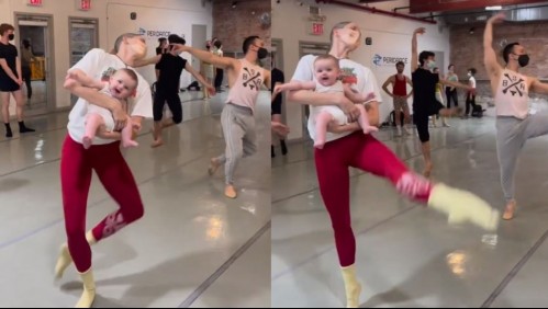 'Las madres siempre sabemos hacer las cosas': Captan a mujer practicando ballet con pequeña hija en sus brazos