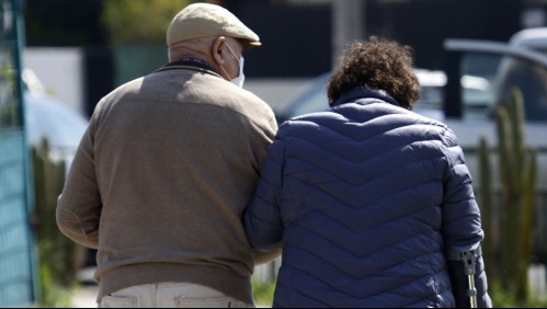 'Tenemos el deseo que nos suban la jubilación': Exigen reforma de pensiones tras postergación debido al Plebiscito