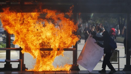 Delegada presidencial RM presenta querella contra 'quienes resulten responsables' por disturbios en la Alameda