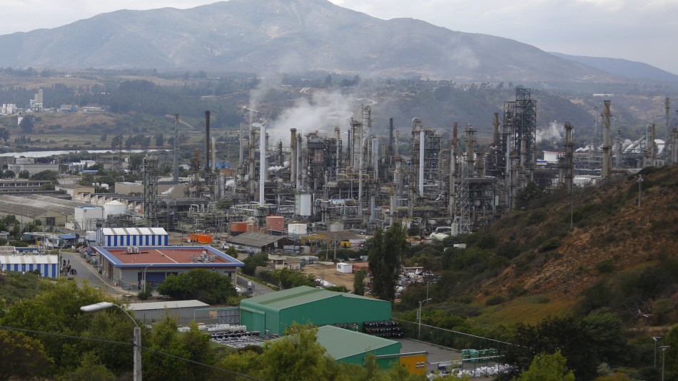 Comenzó juicio contra ejecutivos de ENAP por episodios de contaminación en Quintero y Talcahuano en 2018