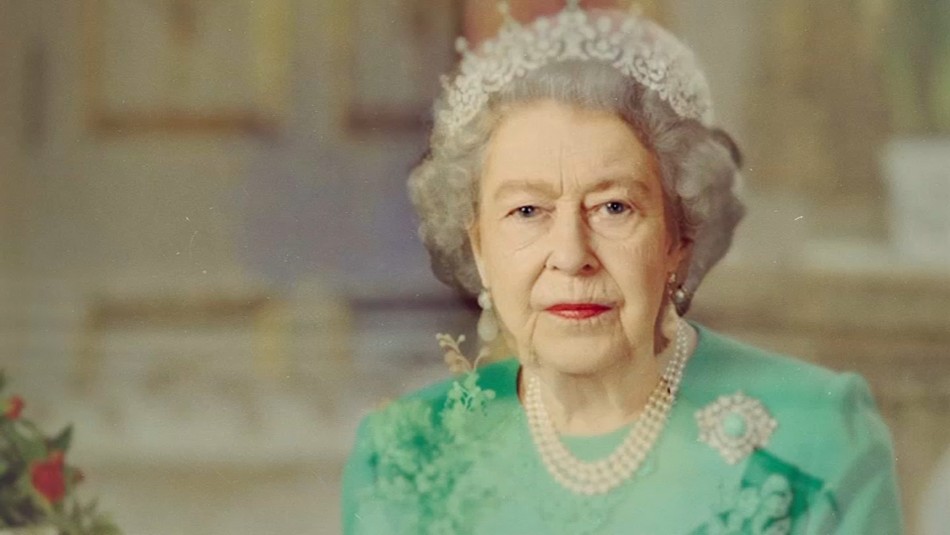 Muerte de Lady Di, fallecimiento de su esposo y salida del príncipe Harry de la monarquía: Las penas de la Reina Isabel