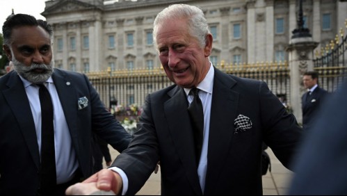 Carlos III es proclamado rey del Reino Unido: 'El reinado de mi madre fue inigualable'