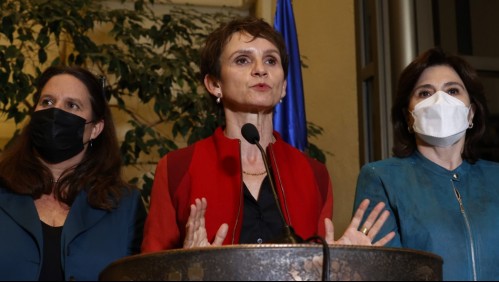 Ministra Tohá anuncia querella por amenazas a parlamentarios para evitar continuidad del proceso constituyente