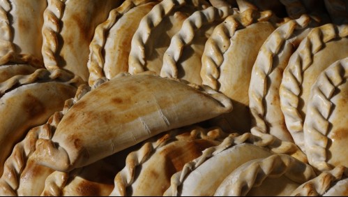 Precio puede alcanzar los $30 mil en mercados mayoristas: Autoridades llaman a cotizar 'canasta dieciochera'