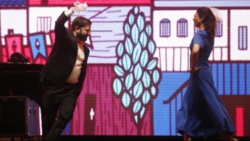 Presidente Boric bailando en inauguración de fondas: Así fueron los pies de cueca en el Parque O'Higgins