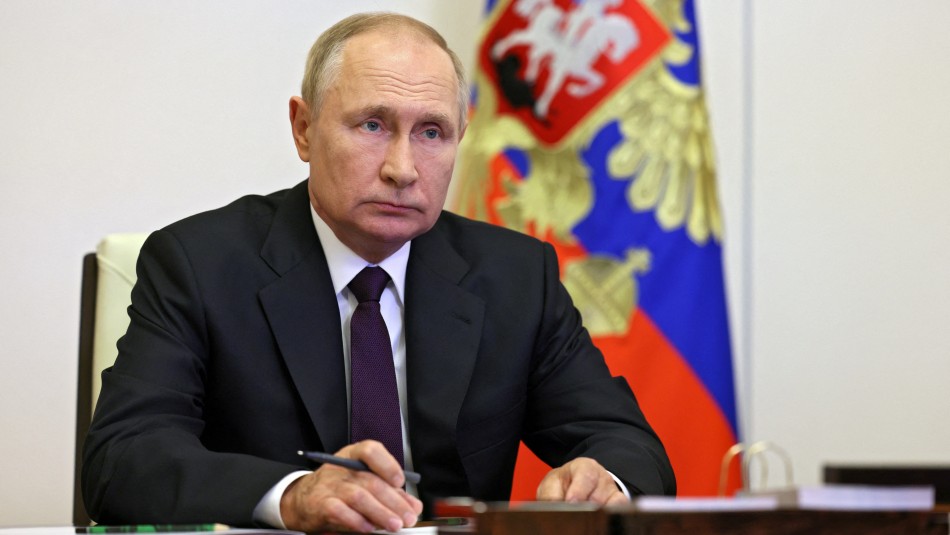 Jefa de la UE pide que Vladimir Putin sea llevado ante la justicia por supuestos crímenes de guerra en Ucrania