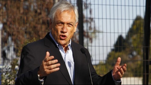 Expresidente Piñera reitera críticas a la Convención Constitucional y recuerda el 'estallido destructivo'