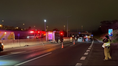 Dos fallecidos deja accidente entre un vehículo menor y una motocicleta en la Autopista del Sol