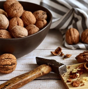 Esta es la cantidad de nueces que deberías comer a diario para reducir el riesgo de enfermedades cardiacas Esta es la cantidad de nueces que deberías comer a diario para reducir el riesgo de enfermedades cardiacas