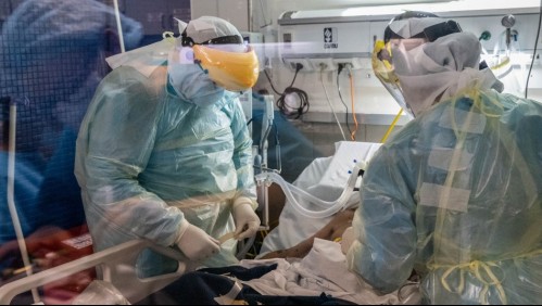 Presunto caso de ántrax en servicio de salud de Lampa: Paciente es trasladado y bomberos descontamina el lugar