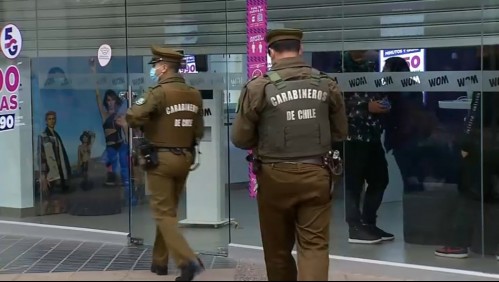 Se llevaron bolsas cargadas con celulares: Sujetos asaltaron dos tiendas del Mall Plaza Sur en San Bernardo