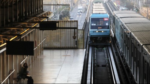 Metro de Santiago suspende su servicio en estaciones de la línea 2