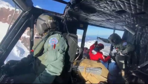 Rescatan a uno de los tres militares perdidos en el volcán Puntiagudo