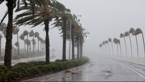 En Vivo: Ian toca tierra en Florida como un huracán de categoría 4