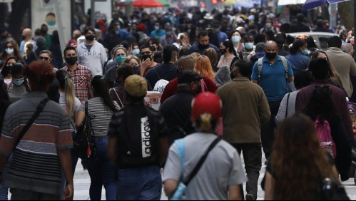 Adultos mayores para el 2050 serán más de un tercio de la población según el INE