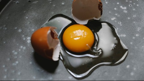 Así es cómo puedes saber si un huevo está malo, incluso sin abrirlo