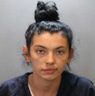 Mujer atropella y mata a un hombre que maltrataba a un gato: Arriesga cadena perpetua Mujer atropella y mata a un hombre que maltrataba a un gato: Arriesga cadena perpetua