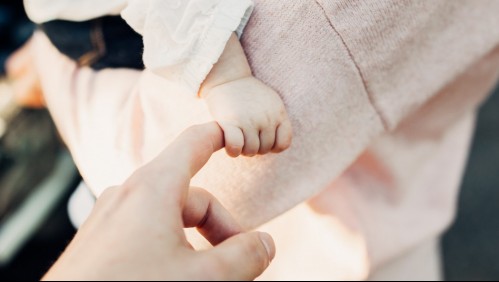 Postnatal de emergencia finaliza este viernes y parlamentarios piden al Gobierno que lo extienda