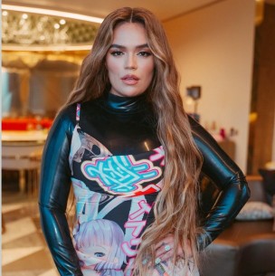 ¿Karol G le copia a Rosalía? Video muestra momentos en que la colombiana se habría inspirado en la ¿Karol G le copia a Rosalía? Video muestra momentos en que la colombiana se habría inspirado en la