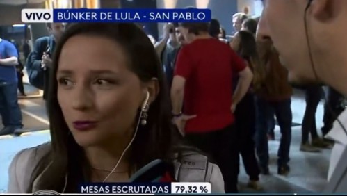 'Esta vez me tocó a mí': El lamento de Andrea Arístegui tras sufrir robo de su celular mientras despachaba en vivo